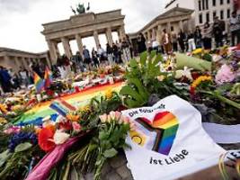 Anschlag auf Berliner CSD : Wie groß ist der Queerhass unter Islamisten? 